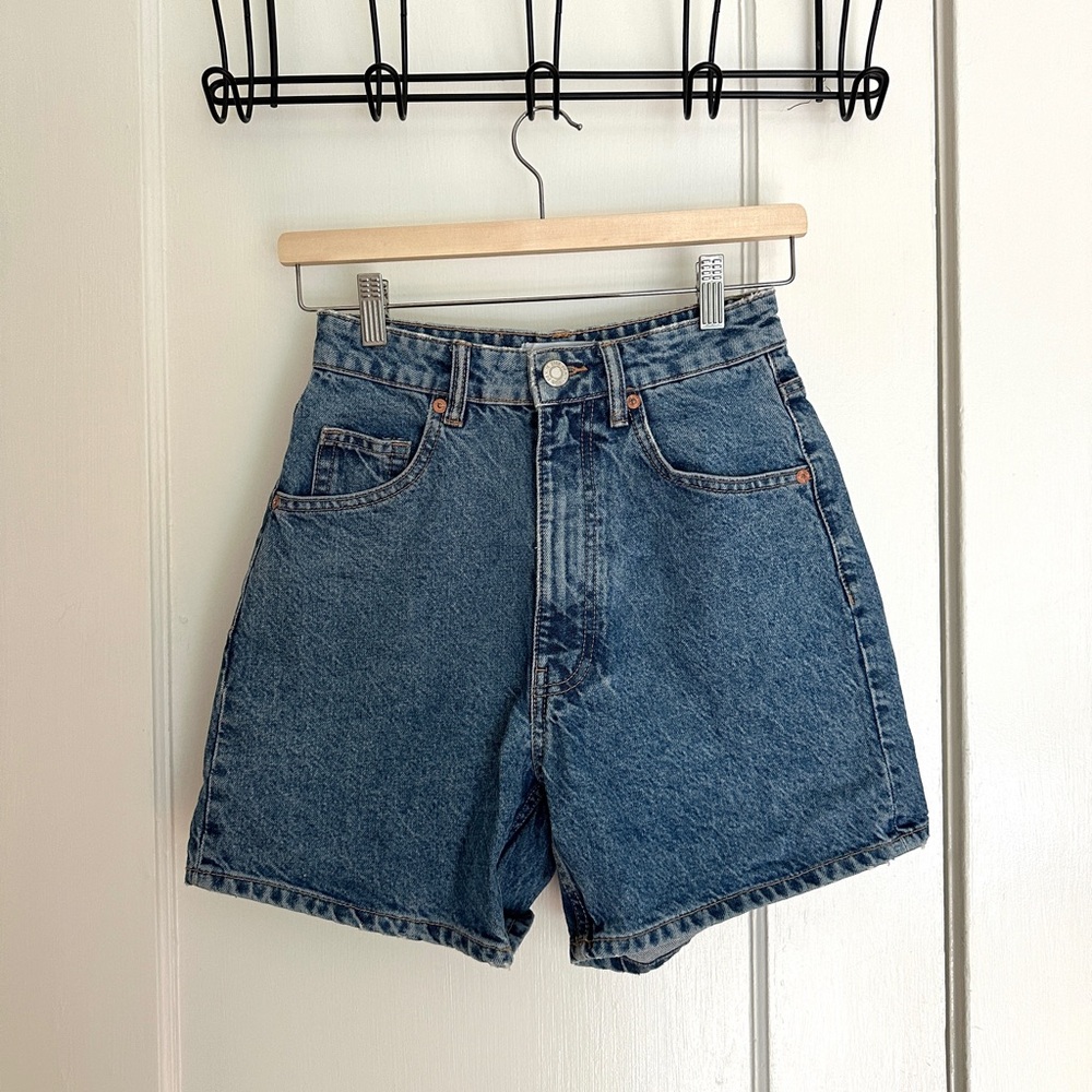 Zara Mom Fit Denim Shorts